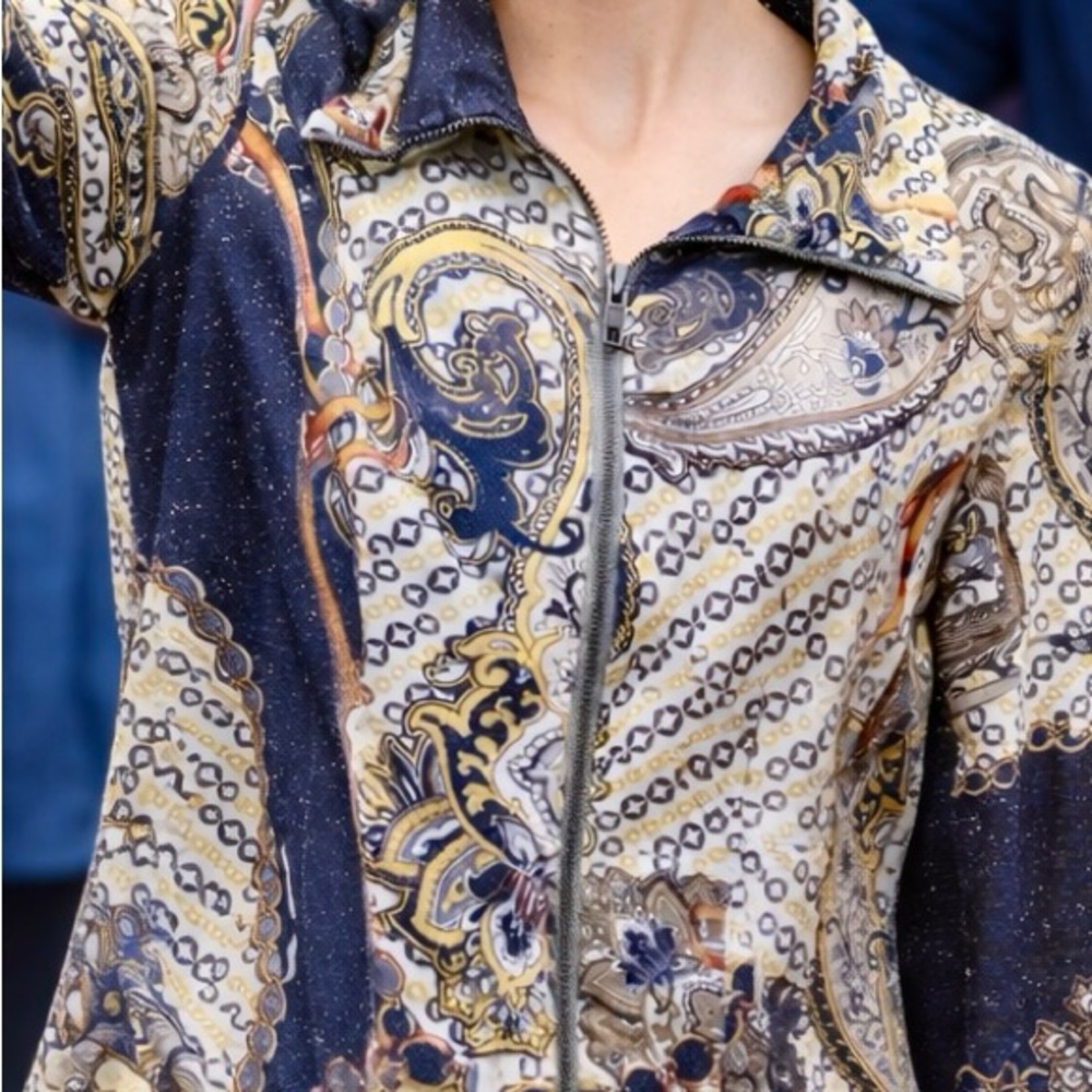 IQ Paris Stretch Casual Blouse with Sparkle - Size L